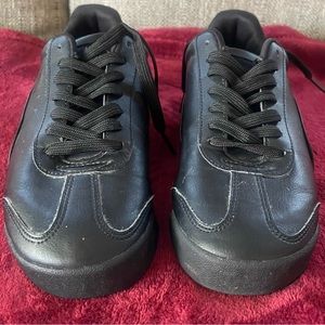 All Black pumas. Youth 7